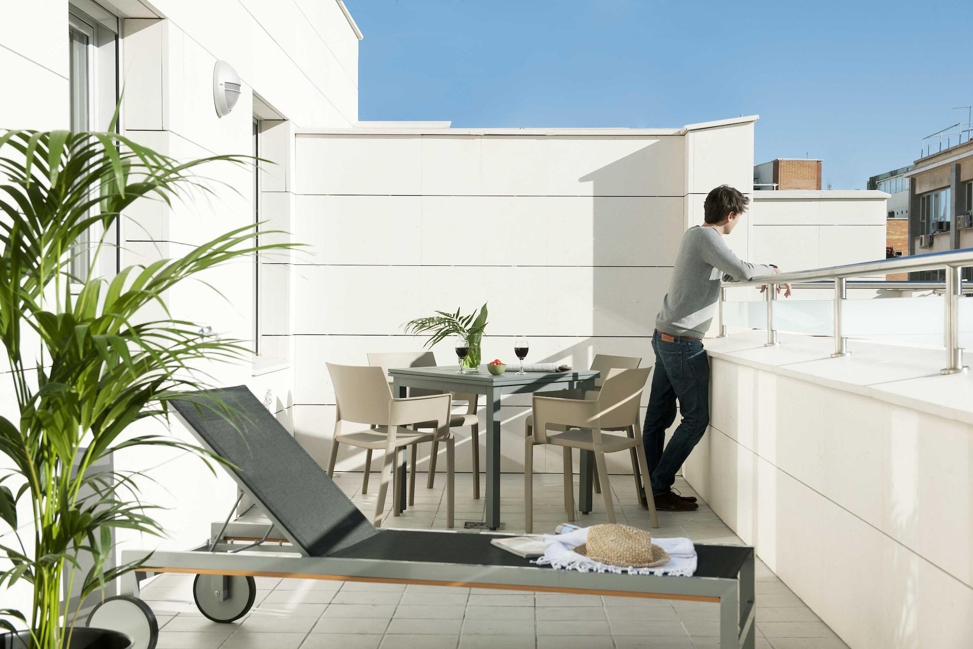 Eric Voekel Boutique Apartments - Atocha Suites Madrid Eksteriør bilde